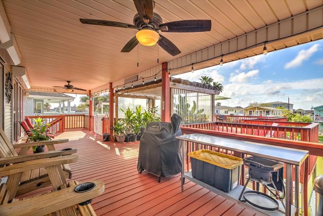 56 Tarpon Street, Bayou Vista, TX 77563