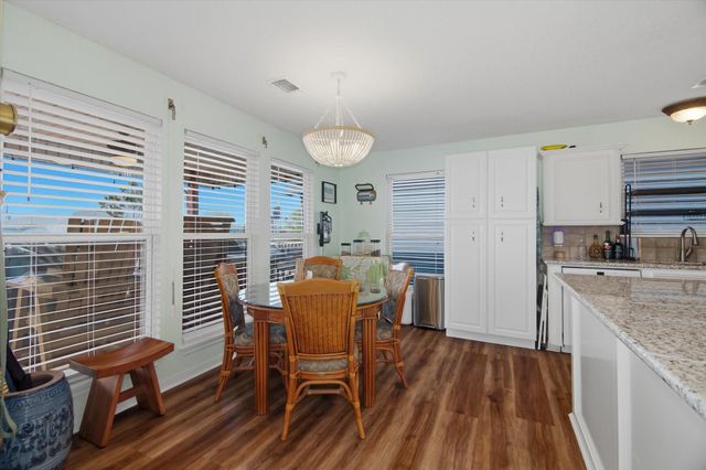 56 Tarpon Street, Bayou Vista, TX 77563