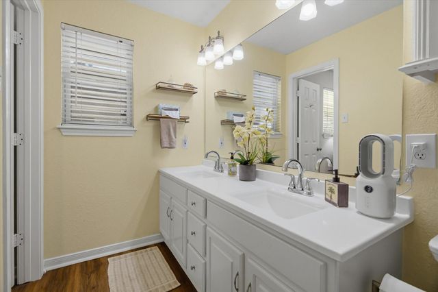 56 Tarpon Street, Bayou Vista, TX 77563