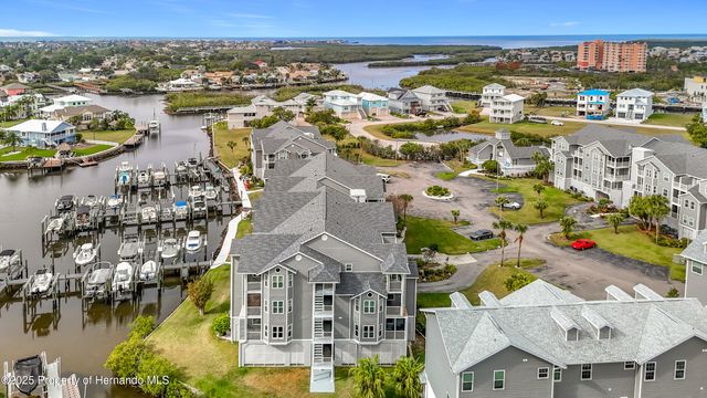 5722 Biscayne Court 103, New Port Richey, FL 34652