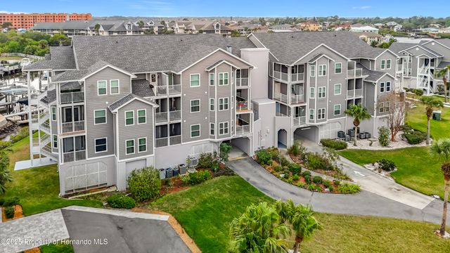 5722 Biscayne Court 103, New Port Richey, FL 34652