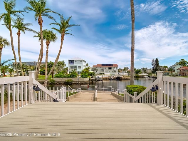 5722 Biscayne Court 103, New Port Richey, FL 34652