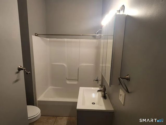 245 Ferry Street 1, New Haven, CT 06513