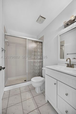 4626 Lucerne Lakes Blvd E 202, Lake Worth, FL 33467