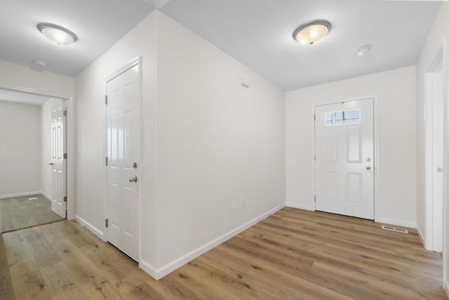 2525 Ivory St, Minot, ND 58703