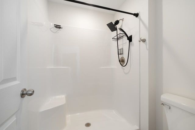 2525 Ivory St, Minot, ND 58703