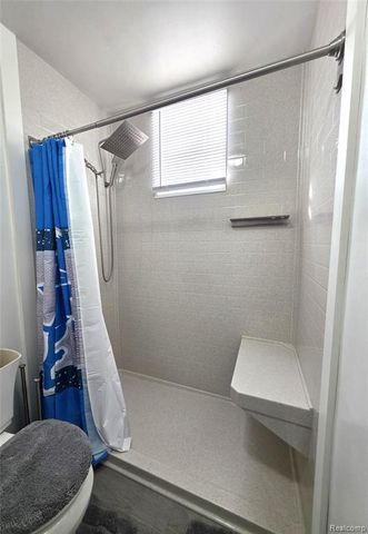 3131 Parkwood Avenue, Saginaw, MI 48601