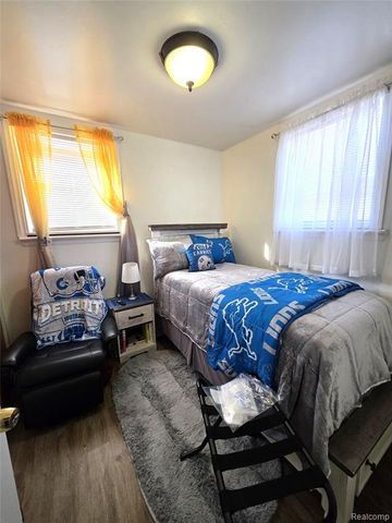 3131 Parkwood Avenue, Saginaw, MI 48601