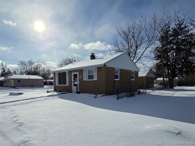 3131 Parkwood Avenue, Saginaw, MI 48601