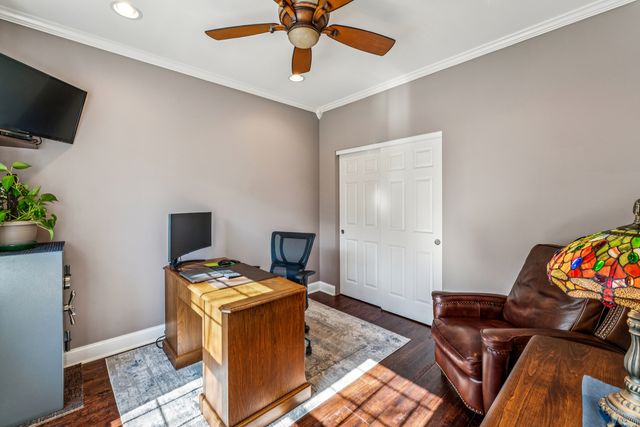 2991 Wagon Road, Elgin, IL 60124