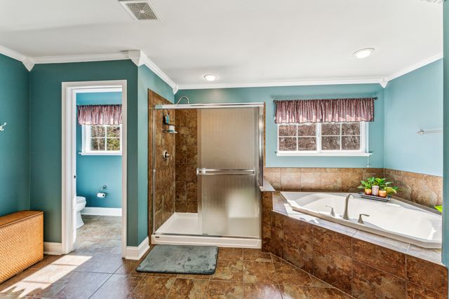 2991 Wagon Road, Elgin, IL 60124