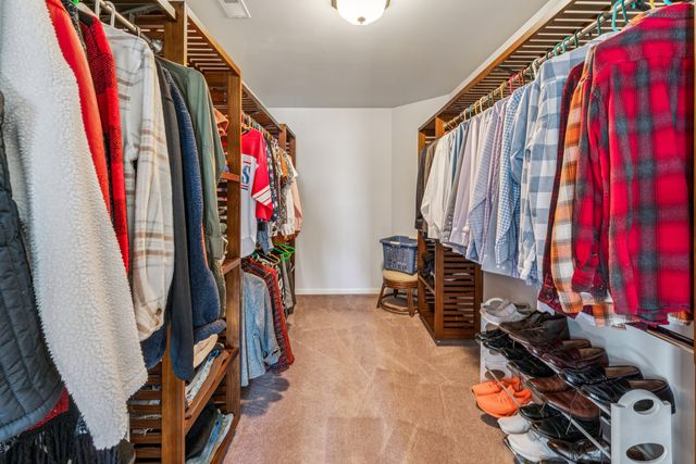 2991 Wagon Road, Elgin, IL 60124