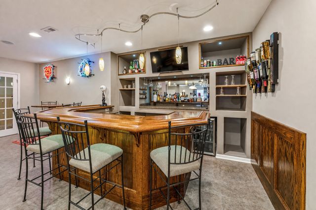 2991 Wagon Road, Elgin, IL 60124