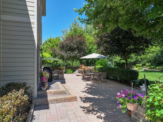 2991 Wagon Road, Elgin, IL 60124