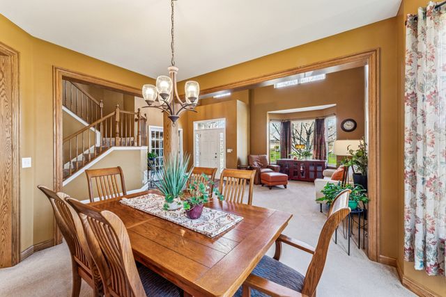 2991 Wagon Road, Elgin, IL 60124