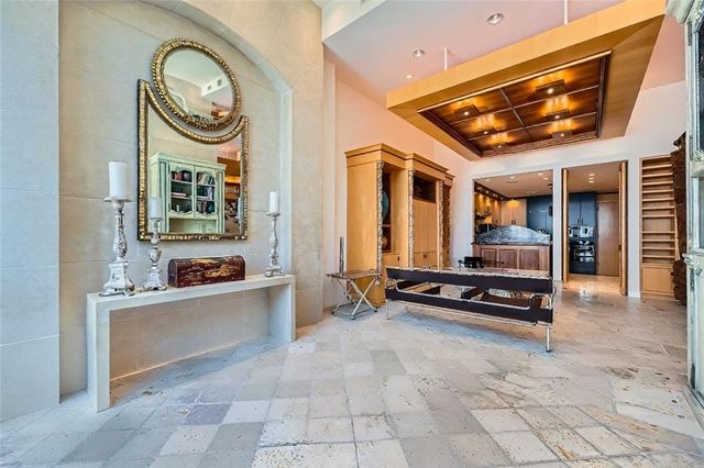 147 15th NE Street 16C, Atlanta, GA 30309