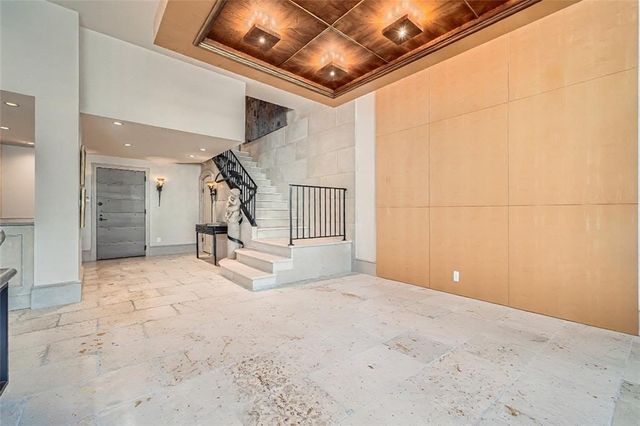 147 15th NE Street 16C, Atlanta, GA 30309