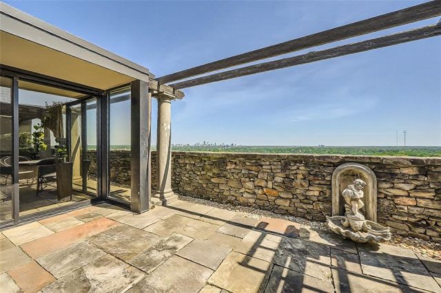 147 15th NE Street 16C, Atlanta, GA 30309