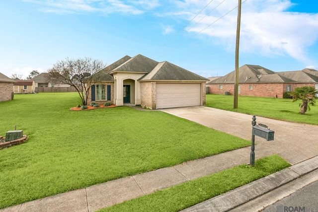 3883 Plantation Ridge Dr, Addis, LA 70710