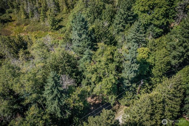 730 E Madrona Boulevard NW, Lakebay, WA 98349