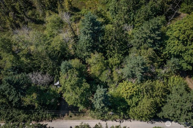 730 E Madrona Boulevard NW, Lakebay, WA 98349