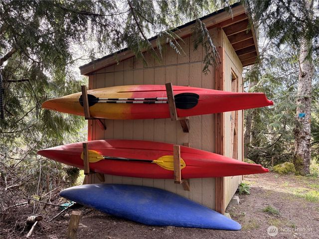 730 E Madrona Boulevard NW, Lakebay, WA 98349