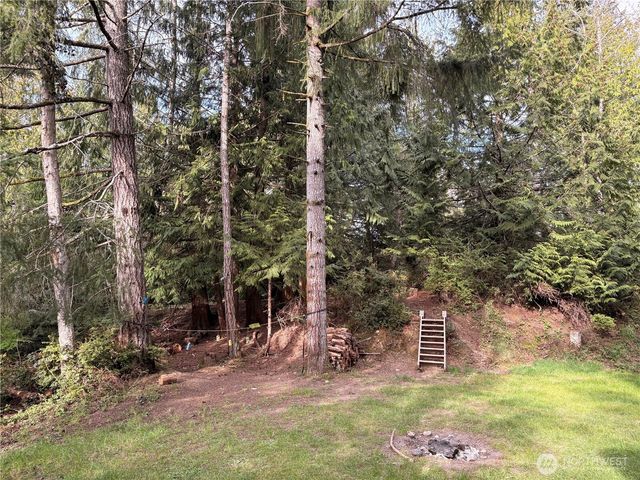 730 E Madrona Boulevard NW, Lakebay, WA 98349