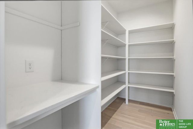 5308 S 200th Avenue, Omaha, NE 68135