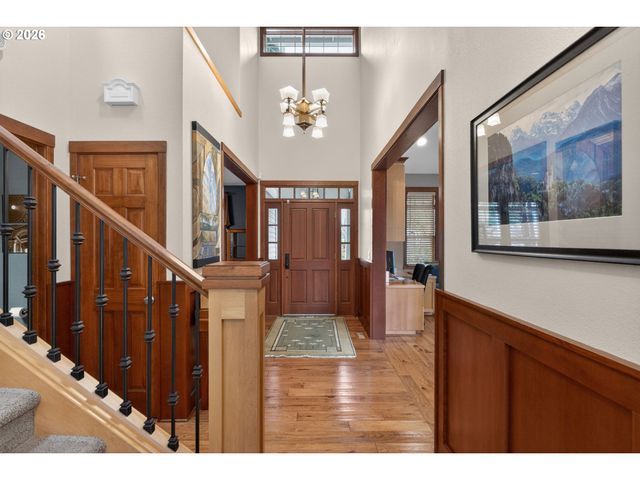 1531 Nw MORGAN Ln, Portland, OR 97229