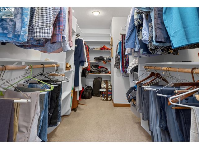 1531 Nw MORGAN Ln, Portland, OR 97229