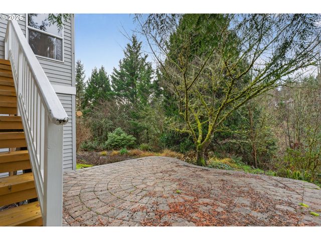 1531 Nw MORGAN Ln, Portland, OR 97229