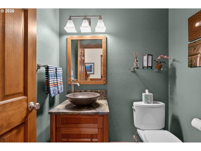 1531 Nw MORGAN Ln, Portland, OR 97229