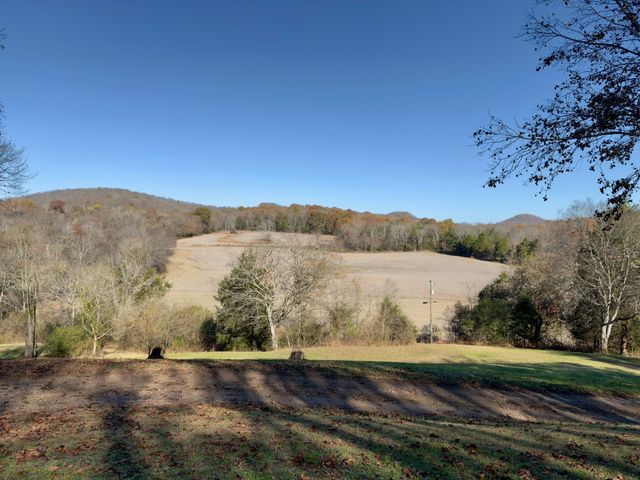 3955 Kennedy Creek Rd, Auburntown, TN 37016