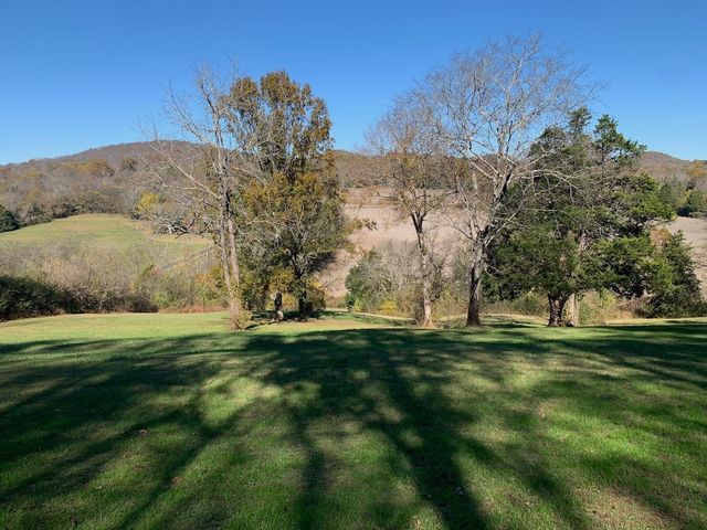 3955 Kennedy Creek Rd, Auburntown, TN 37016