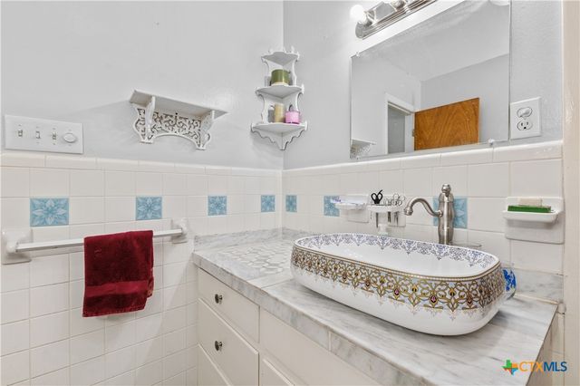 205 Live Oak Drive, Harker Heights, TX 76548