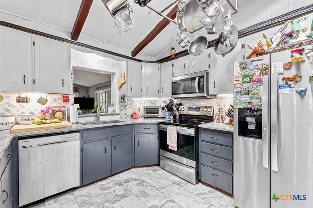 205 Live Oak Drive, Harker Heights, TX 76548