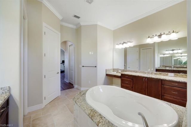 1621 SW 43rd TER, Cape Coral, FL 33914