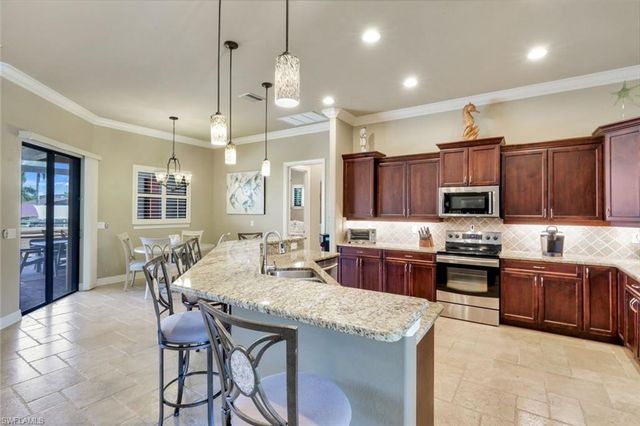 1621 SW 43rd TER, Cape Coral, FL 33914