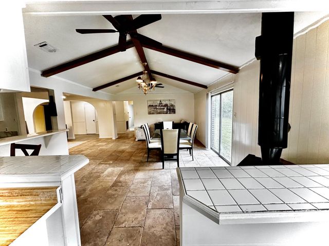 3658 Reaves Road, Cleveland, TX 77328
