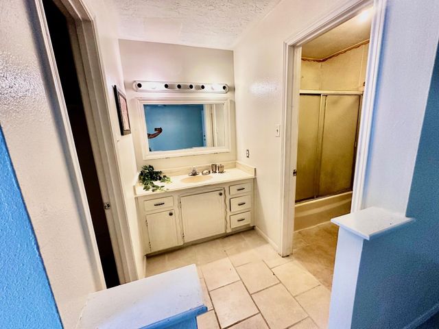 3658 Reaves Road, Cleveland, TX 77328
