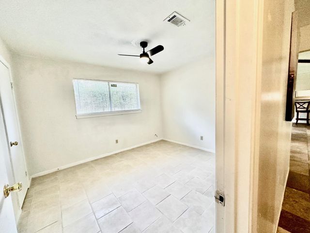 3658 Reaves Road, Cleveland, TX 77328