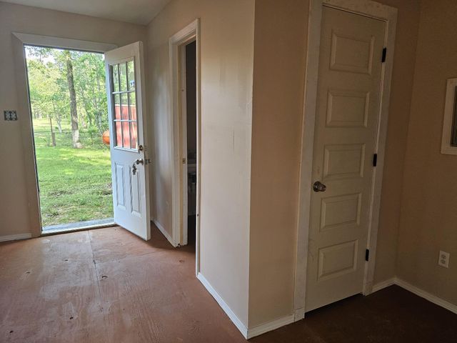 3658 Reaves Road, Cleveland, TX 77328