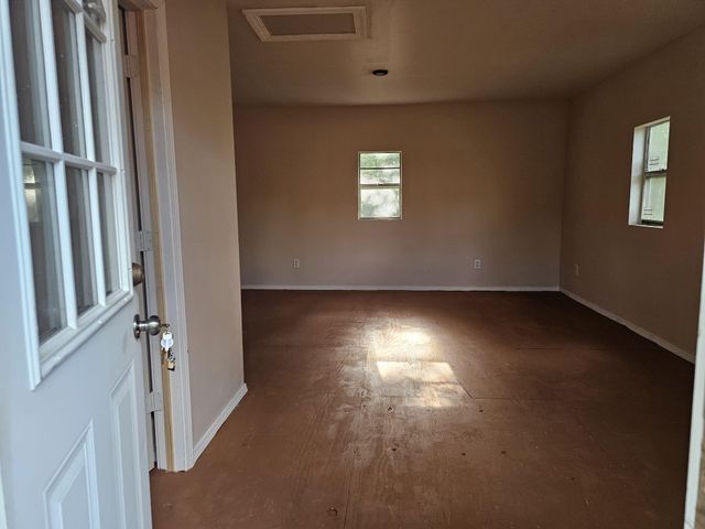 3658 Reaves Road, Cleveland, TX 77328