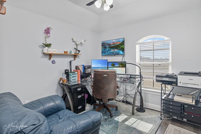 4002 False River Drive, Bossier City, LA 71111