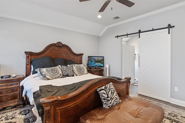 4002 False River Drive, Bossier City, LA 71111