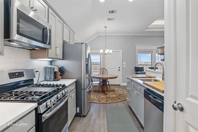 4002 False River Drive, Bossier City, LA 71111