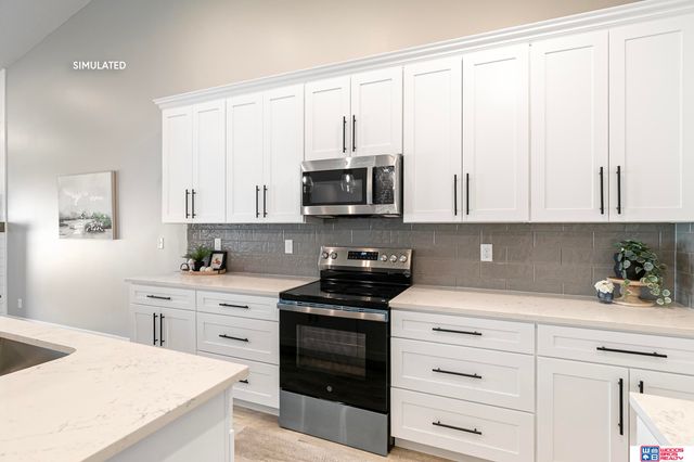 10730 Majestic Lane, Lincoln, NE 68527
