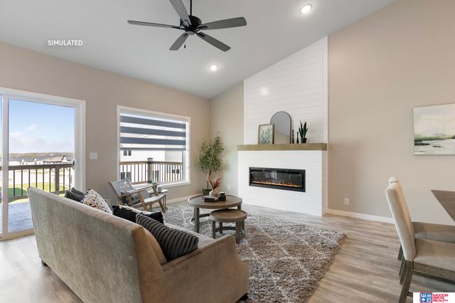 10730 Majestic Lane, Lincoln, NE 68527