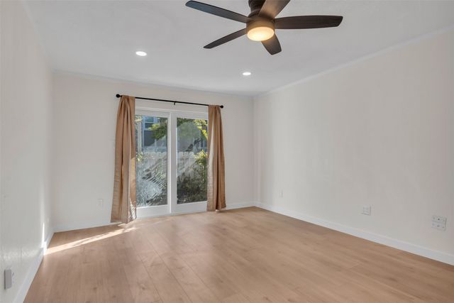 6077 Milton Street 137, Dallas, TX 75206