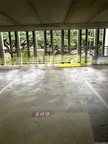 1212 Punahou Street 2903, Honolulu, HI 96826